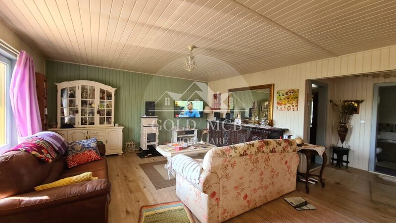 Vila Oras Crevedia situata stradal -dormitor pe parter